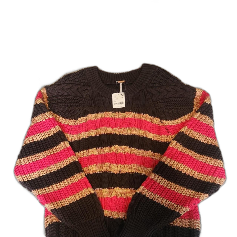 NWT Free People "Continuous" Chunky Cable Knit Sweater 🤎🩷
